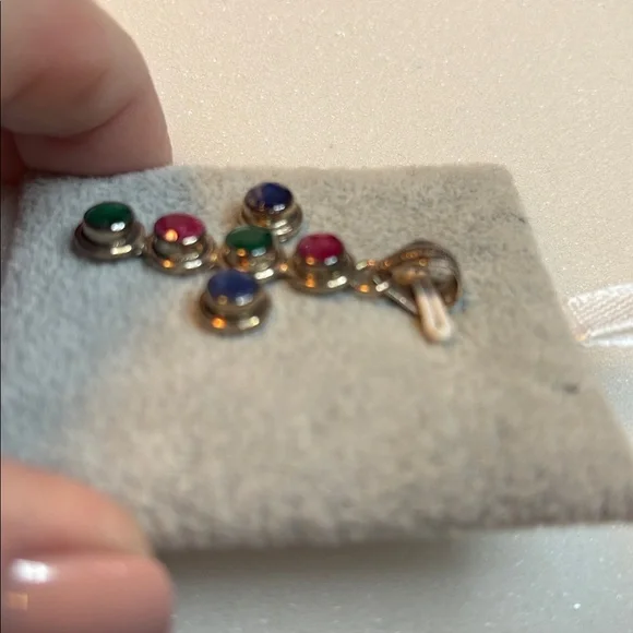 Ruby emerald and sapphire cross in sterling silver - Picture 4 of 8